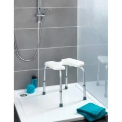 Wenko Duschhocker Mit Hygieneausschnitten Secura Weiß Höhenverstellbar -Badezimmerbedarf Geschäft 38236789 sb ambiente de 01