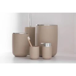 Wenko Schwingdeckeleimer Agropoli L Kosmetikeimer Mit Schwingdeckel 5,5 L Beige -Badezimmerbedarf Geschäft 4008838354834 1068 05