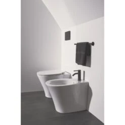 Ideal Standard Bidetarmatur Ceraline Silk Black -Badezimmerbedarf Geschäft 611286 3049 5